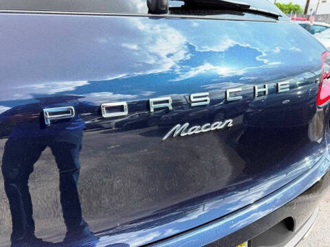 2017 Porsche Macan