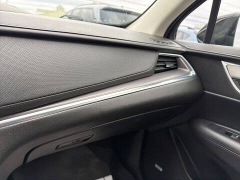 2018 Cadillac XT5 Premium Luxury