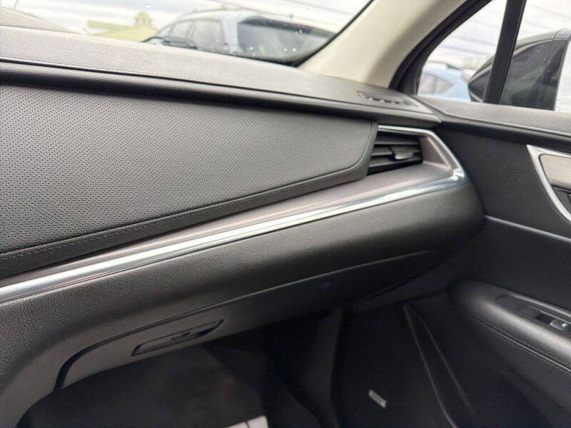 2018 Cadillac XT5 Premium Luxury