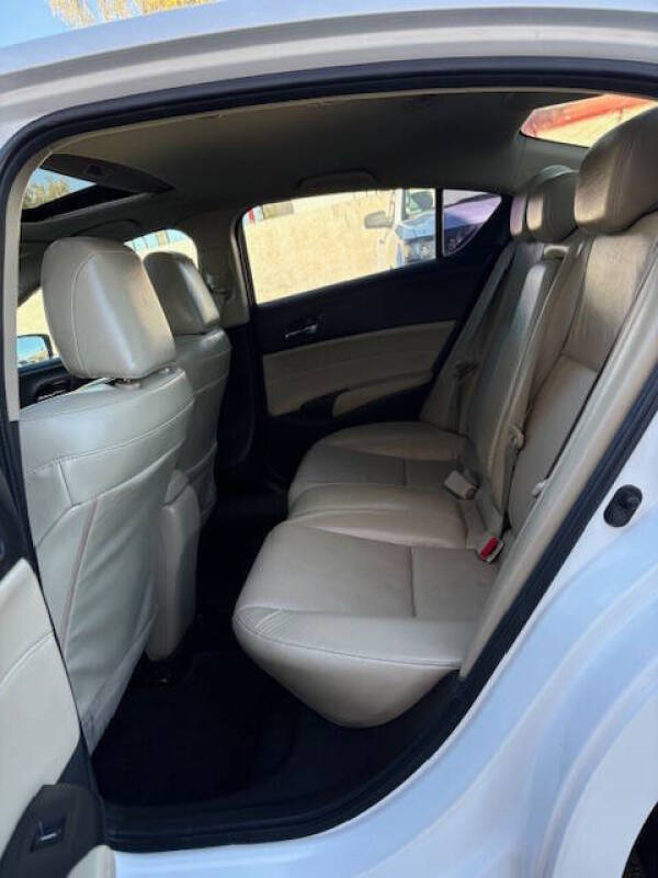 2014 Acura ILX 2.0L w/Premium