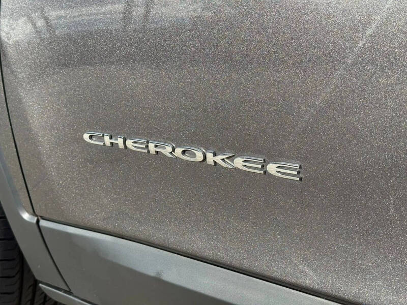 2018 Jeep Cherokee Latitude Plus