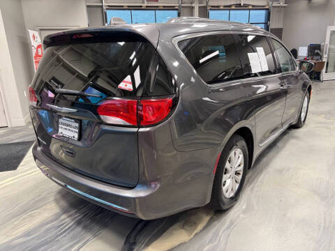 2018 Chrysler Pacifica Touring L Plus
