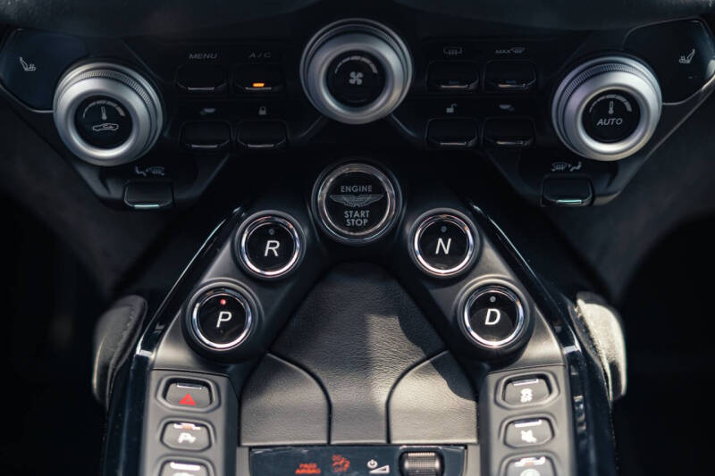 2019 Aston Martin Vantage