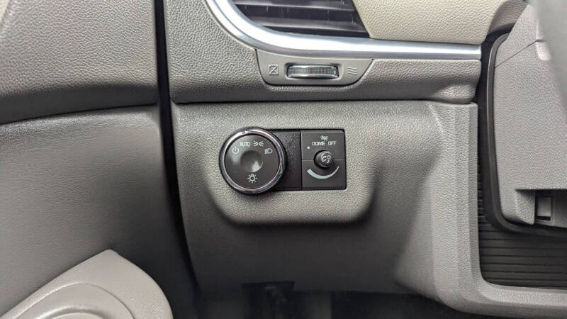2017 Chevrolet Traverse LS