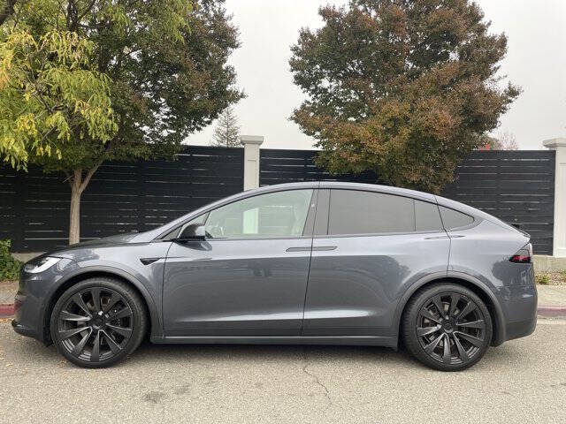 2022 Tesla Model X Plaid