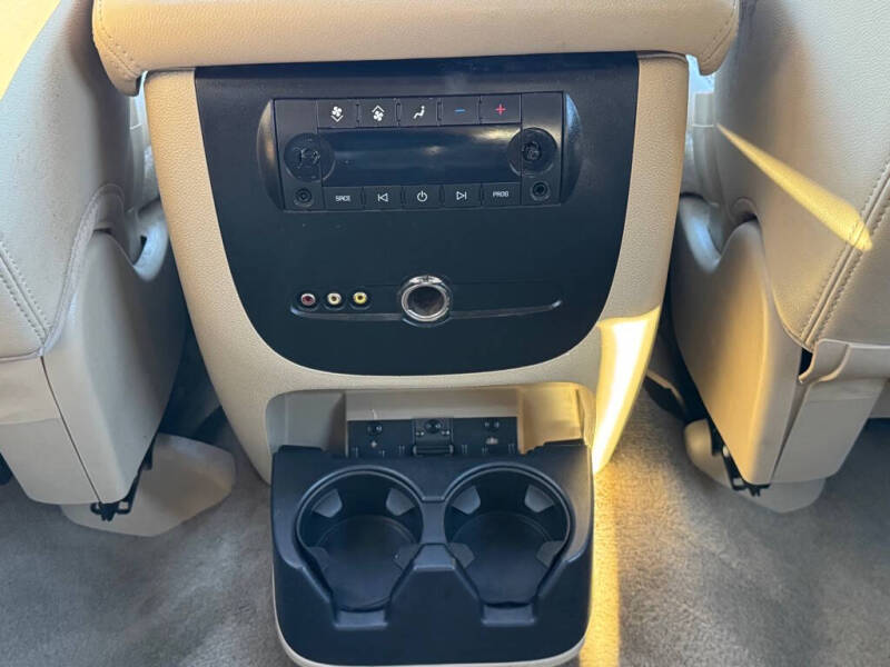 2014 Chevrolet Suburban LTZ