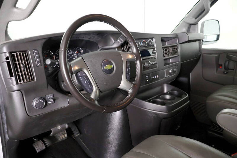 2018 Chevrolet Express 2500
