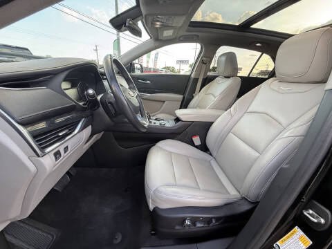 2021 Cadillac XT4 Premium Luxury