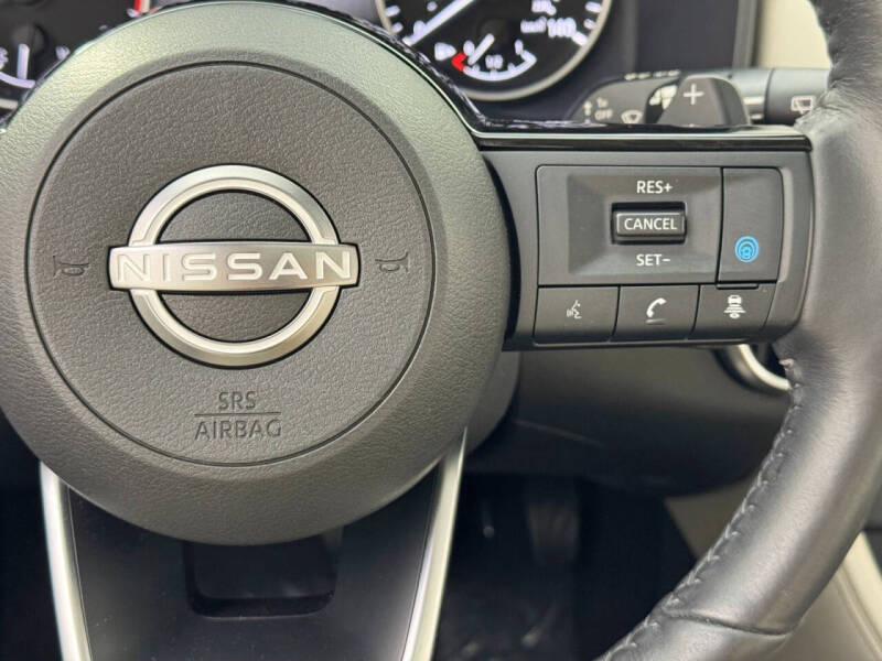 2022 Nissan Rogue SL