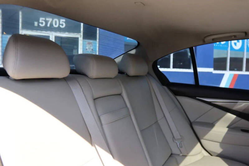 2017 Infiniti Q50 3.0T Signature Edition