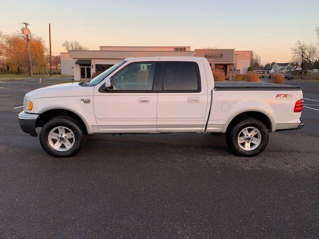 2003 Ford F-150 Lariat