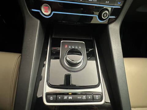 2020 Jaguar F-PACE 25t Premium