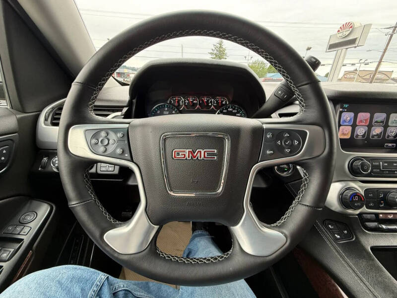 2017 GMC Yukon SLT