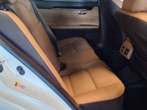 2016 Lexus ES 350