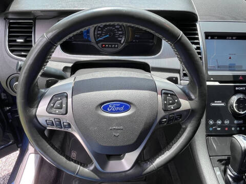 2016 Ford Taurus SHO