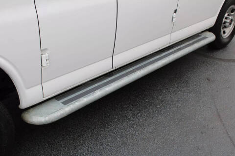 2023 GMC Savana 2500