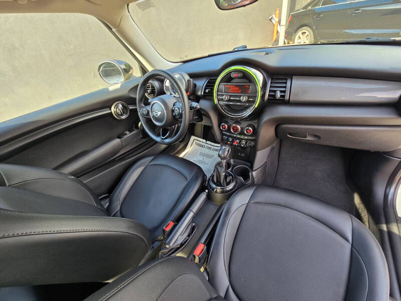 2015 MINI Hardtop 2 Door Cooper