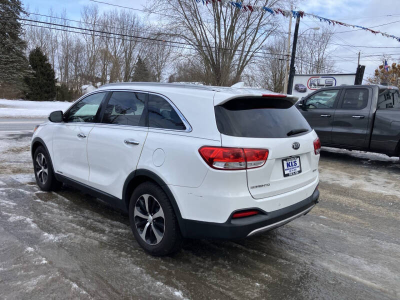 2016 Kia Sorento EX V6