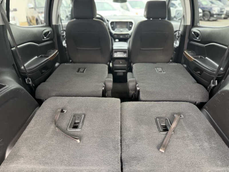 2019 GMC Acadia SLE-2