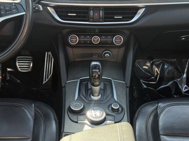 2019 Alfa Romeo Stelvio Ti Lusso