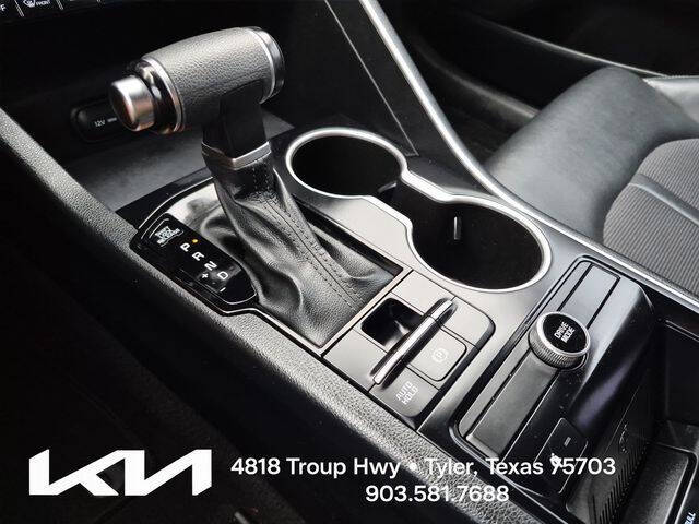 2023 Kia K5
