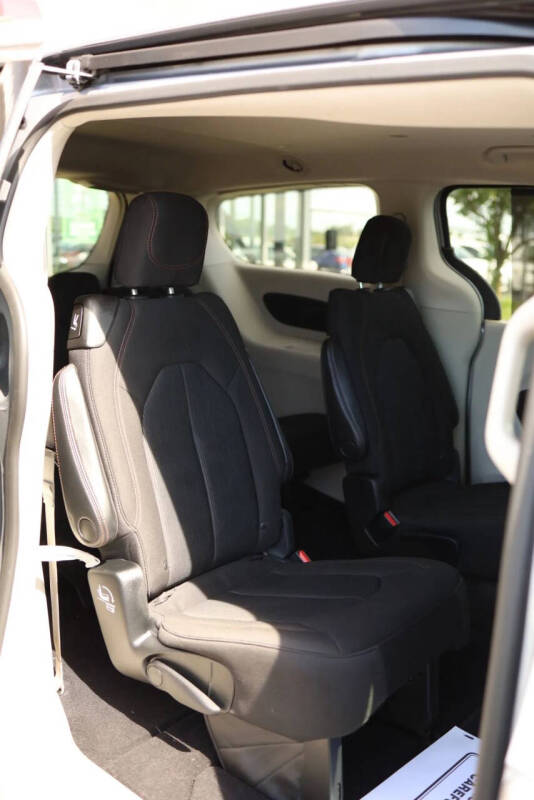 2020 Chrysler Pacifica Touring