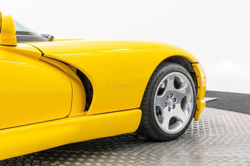 2001 Dodge Viper RT/10