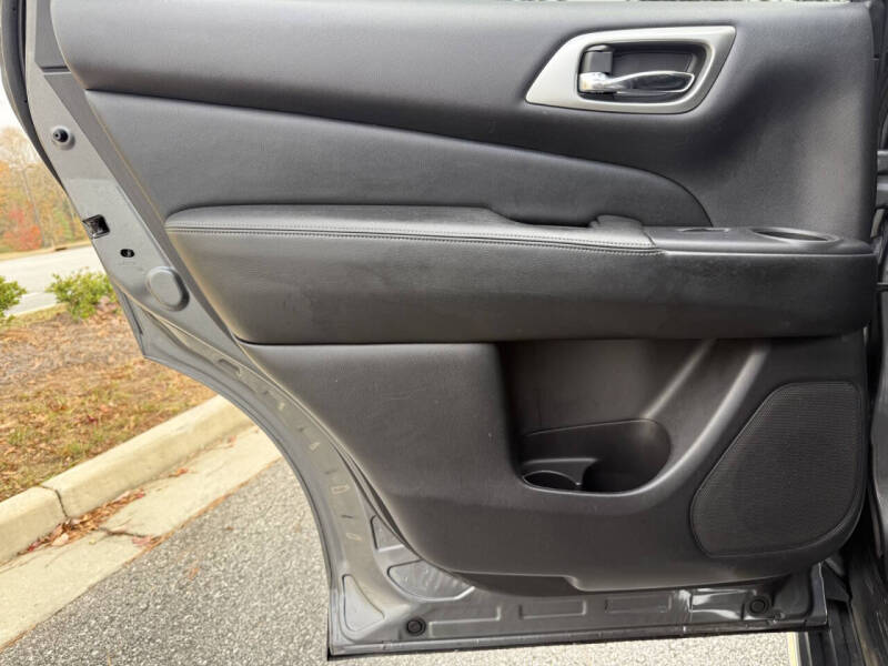 2018 Nissan Pathfinder Platinum