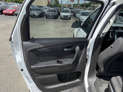 2016 GMC Acadia SLE-2