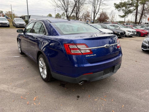 2013 Ford Taurus SEL