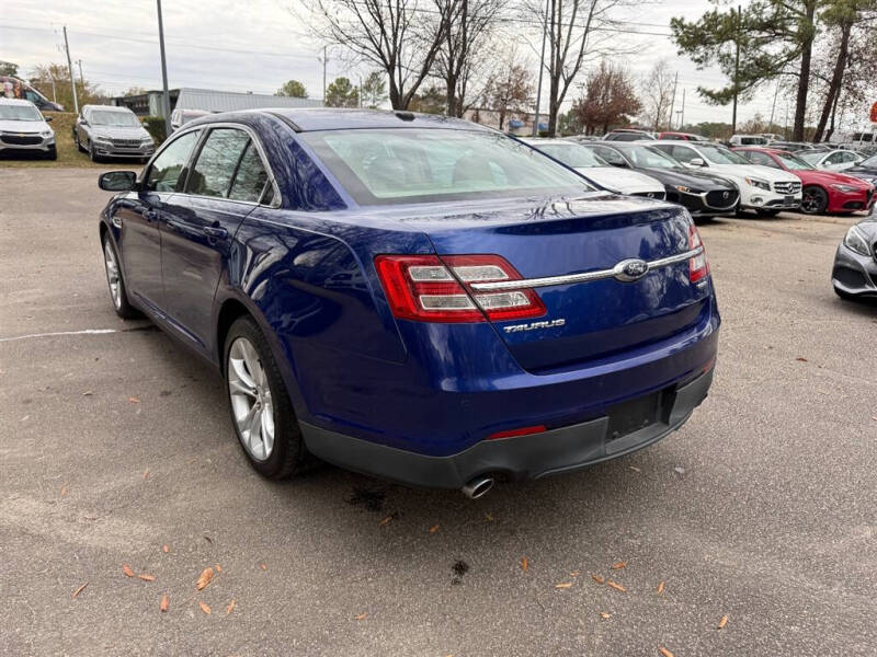 2013 Ford Taurus SEL
