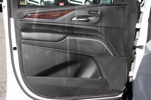 2023 Cadillac Escalade Sport Platinum