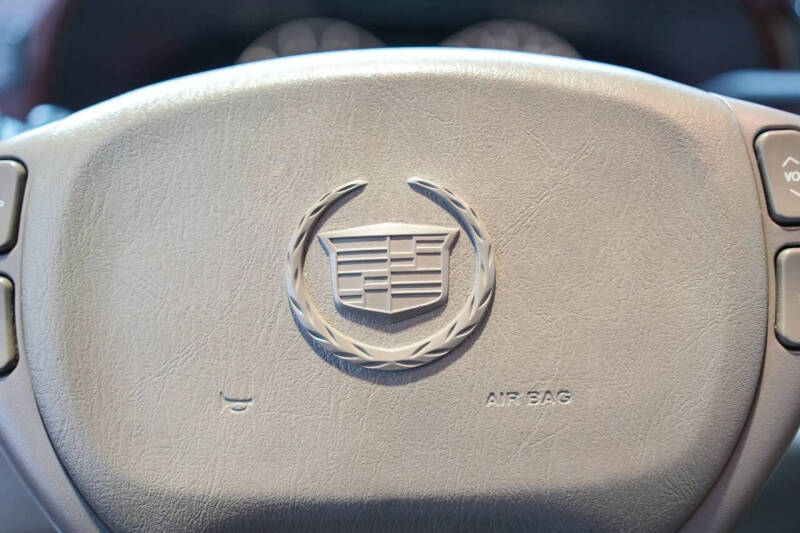 2003 Cadillac DeVille DHS