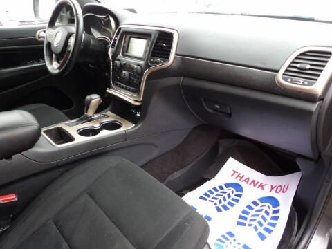 2017 Jeep Grand Cherokee Laredo E