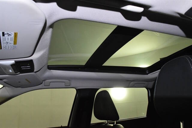 2024 Mitsubishi Outlander PHEV SE