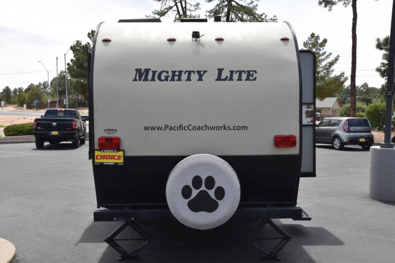 2019 Pacific Coachworks Mighty Lite Mini