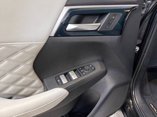 2022 Mitsubishi Outlander SEL