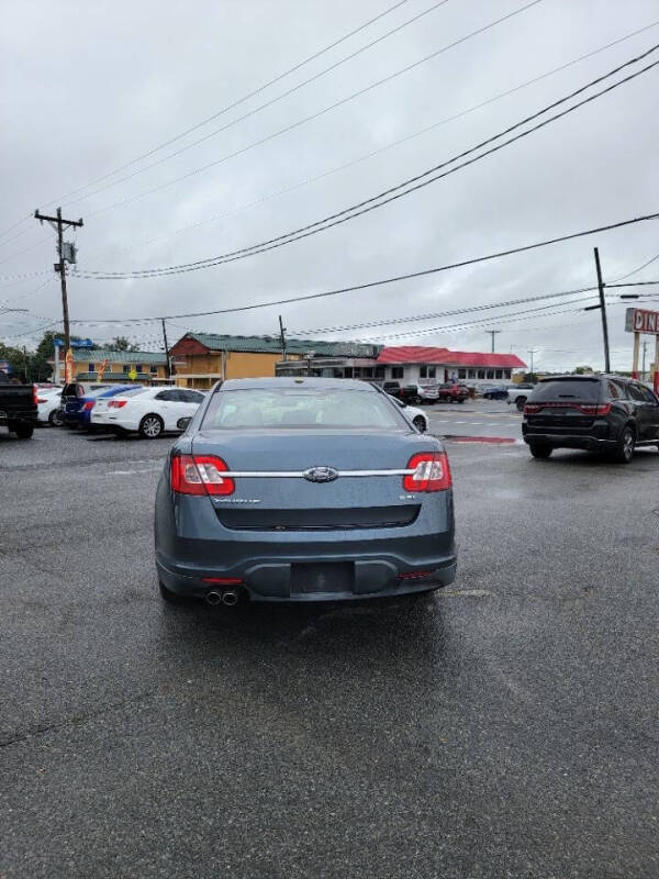 2010 Ford Taurus SEL