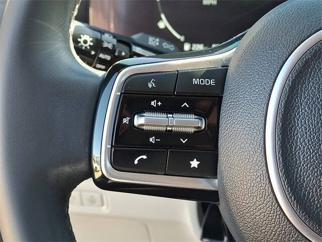 2024 Kia Carnival SX