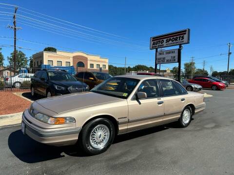 1992 Ford Crown Victoria for sale at Auto Sports in Hickory NC