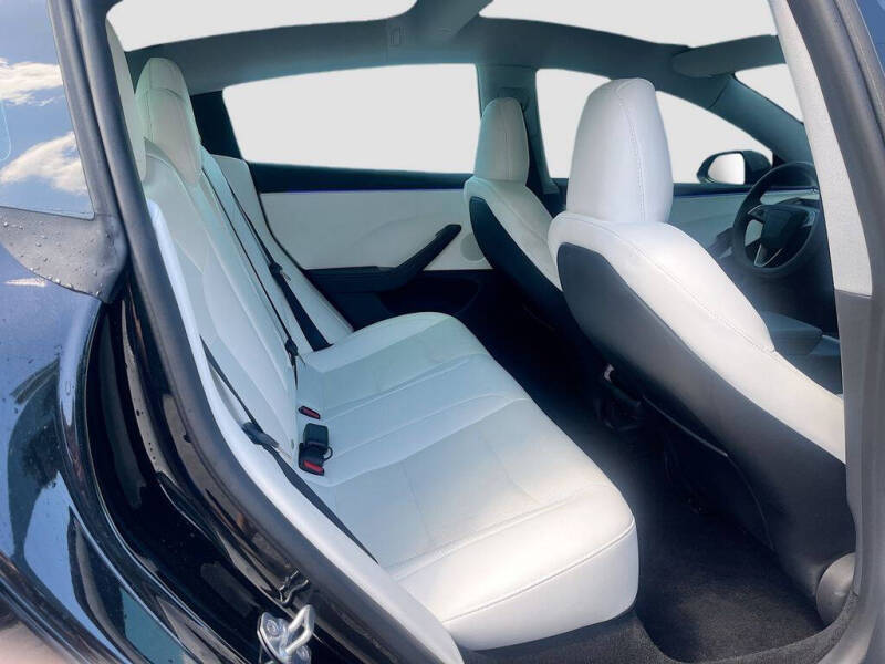 2025 Tesla Model 3 Long Range