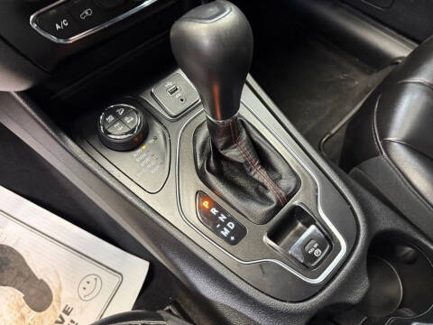2019 Jeep Cherokee Trailhawk