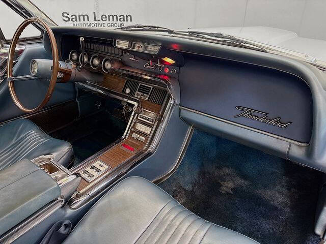 1965 Ford Thunderbird