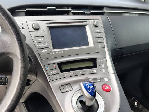 2015 Toyota Prius Three