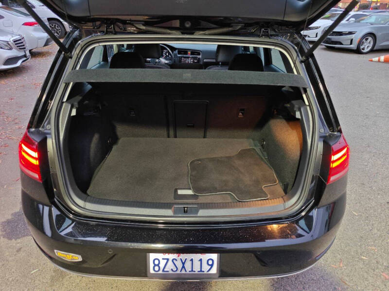 2019 Volkswagen e-Golf SEL Premium