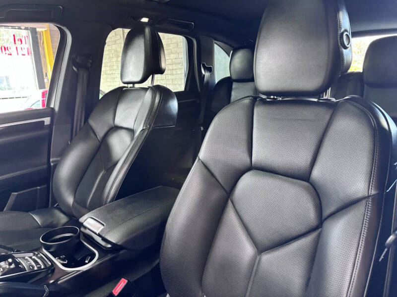 2016 Porsche Cayenne