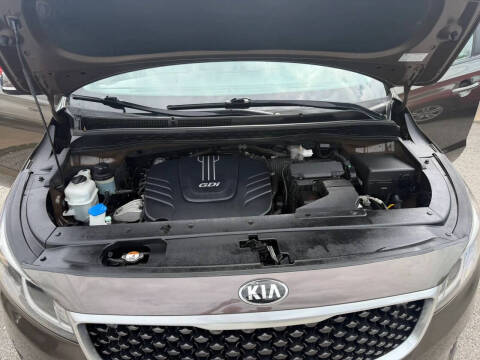 2017 Kia Sedona LX