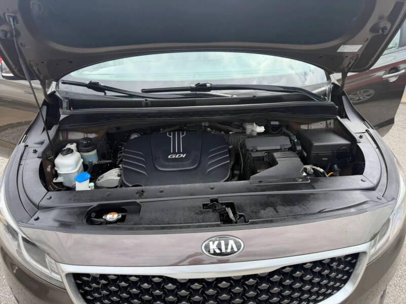 2017 Kia Sedona LX