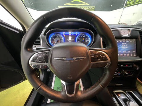 2015 Chrysler 300 Limited