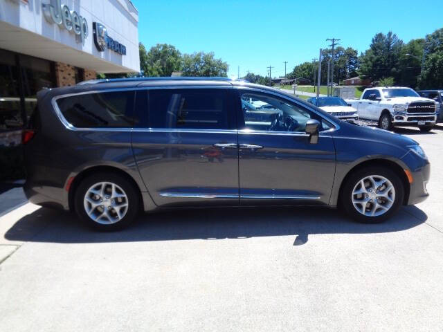 2019 Chrysler Pacifica Touring L Plus